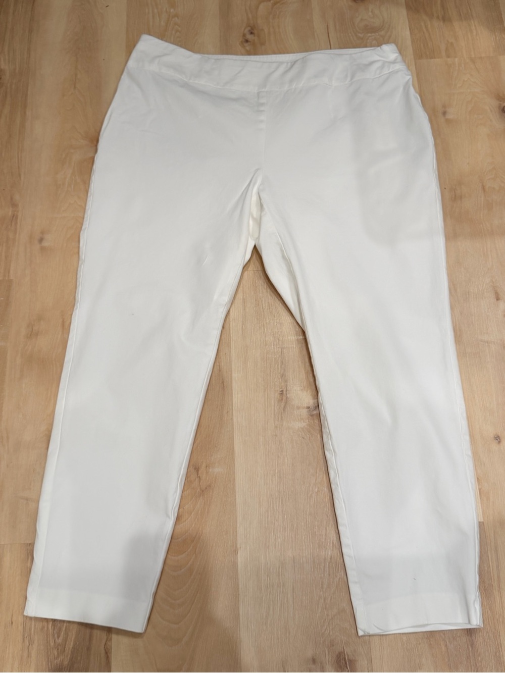 Women’s Crown & Ivy White Stretch Cotton Pants